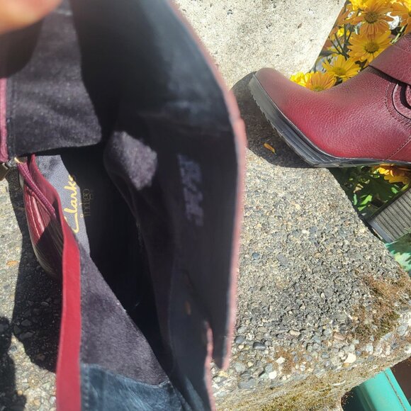 Leather Burgundy Red Ankle Boots Size 8 Zipper Booties Clarks - Picture 9 of 11